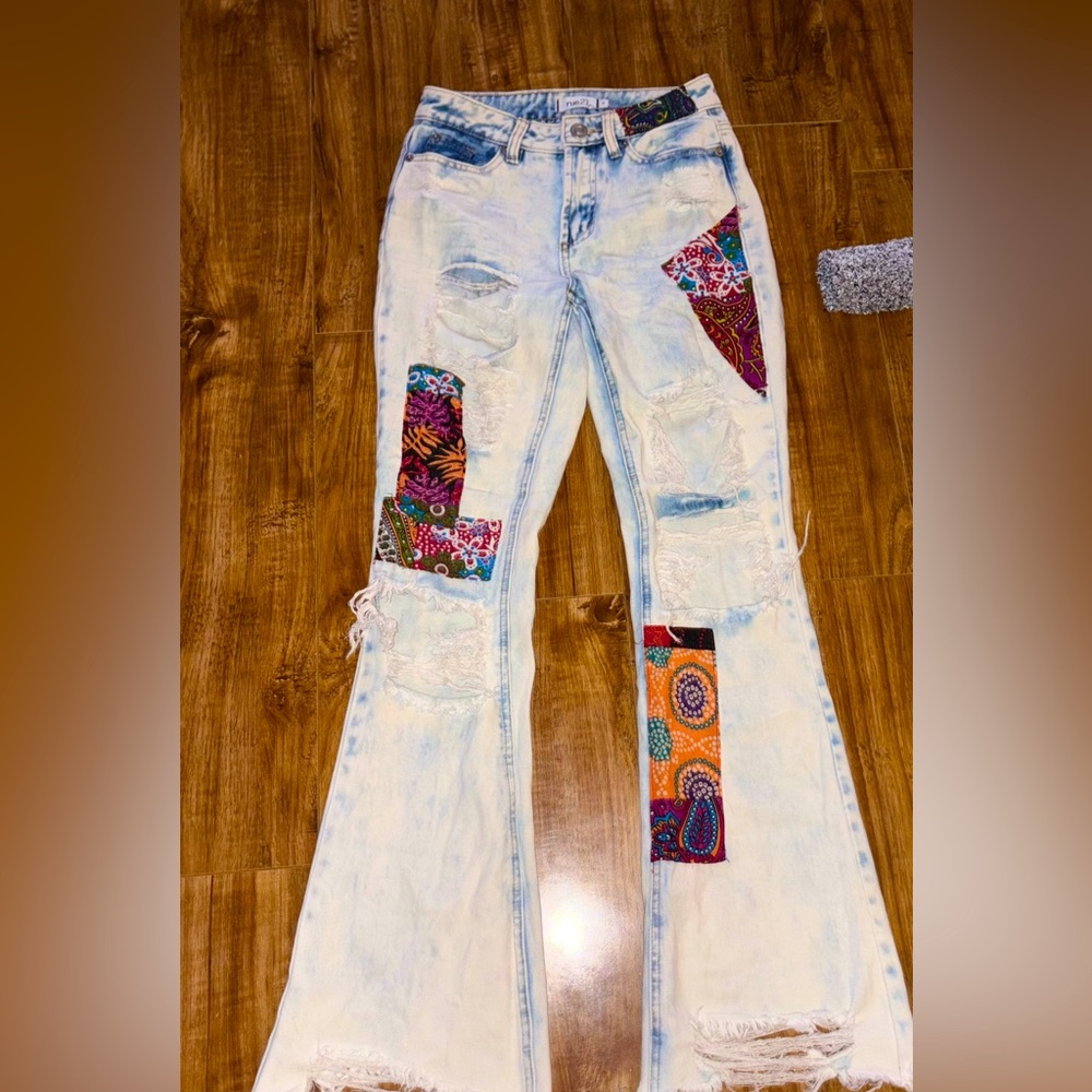 Light denim jeans